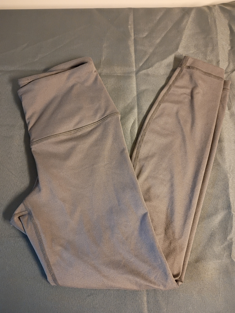 Velocity High-Waist Leggings in Taupe Gray